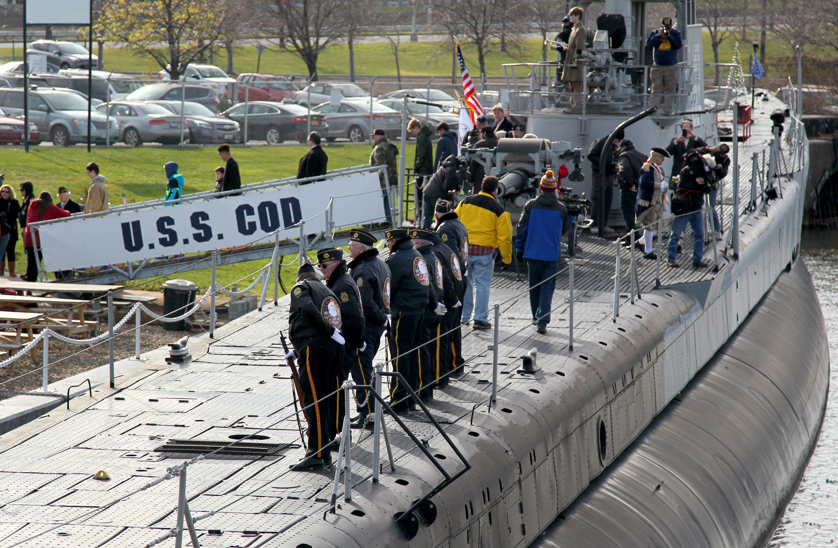 Uss Cod Commemorates Veterans Day Pearl Harbor Rock The Lake